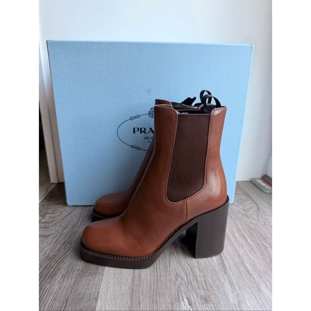 PRADA LEATHER ANKLE BOOTS SIZE EU 36.5 $1790 - Picture 10 of 16